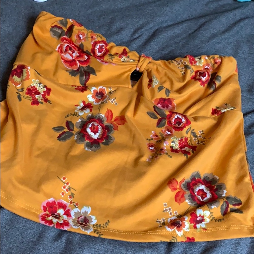 Crop top